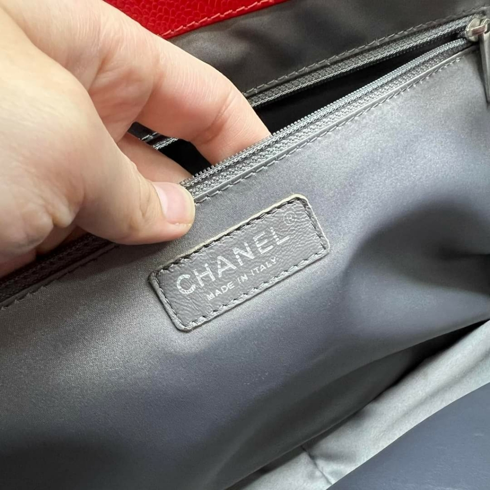 100% Authentic CHANEL GST XL Tote Bag - Picture 10 of 16